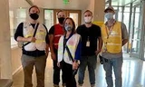 Bốn anh em ruột cùng mẹ tình nguyện làm việc ở tuyến đầu chống dịch 