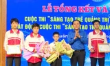 4 nam sinh giành giải Nhất cuộc thi Sáng tạo trẻ 