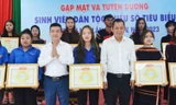 Nhiều sinh viên dân tộc thiểu số tự nguyện về công tác tại vùng khó khăn 