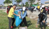 1.000 TNV chung tay dọn sạch rác Sơn Trà