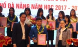 Thành đoàn Đà Nẵng tuyên dương 40 Sinh viên 5 tốt 2018. Ảnh: Giang Thanh
