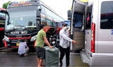 Giá xăng dầu cao ngất ngưởng, doanh nghiệp vận tải tính chuyện bán xe