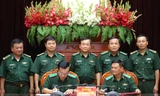 Lãnh đạo Bộ Tư lệnh Bộ đội Biên phòng và Bộ Tham mưu Bộ đội Biên phòng chứng kiến Thiếu tướng Nguyễn Văn Nam và Thiếu tướng Lê Đức Thái ký Biên bản bàn giao.
