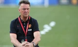 Van Gaal cho rằng đội hình Man United đang mất cân đối