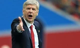 HLV Wenger sẽ ở lại Arsenal thêm ba năm