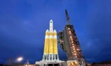 Tên lửa Delta IV của United Launch Alliance phóng vệ tinh NROL-82 từ Căn cứ Không quân Vandenberg ở California ngày 26/4.