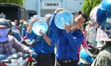 Tuổi trẻ TP.HCM mang nước ngọt đến vùng hạn mặn