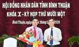 Ông Nguyễn Hoài Anh (trái) được bầu giữ chức Chủ tịch HĐND tỉnh Bình Thuận. Ảnh: Đình Hòa.