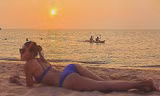 Minh Tú tung ảnh bikini ‘bỏng rẫy’, công khai ‘thả thính’ ngày cuối năm