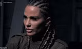 Katie Price trong "SAS: Celebrity Who Dares Wins".