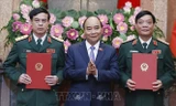 Trao quyết định thăng quân hàm lên Thượng tướng cho hai sĩ quan cao cấp trong quân đội