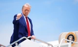 Sau một cuộc gọi, ông Trump hạ lệnh ném bom Iran ngay trên trực thăng