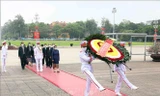 Phó Chủ tịch nước Lào Pany Yathotou vào Lăng viếng Chủ tịch Hồ Chí Minh