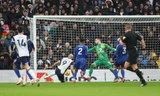 Leicester lội ngược dòng trên sân Tottenham 