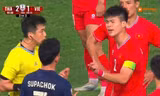 Đội trưởng Duy Mạnh tiết lộ cuộc nói chuyện đặc biệt với Supachok về pha làm bàn thiếu 'fair-play' 