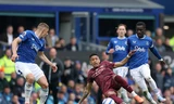Man City đánh bại Everton bằng 2 bàn thắng muộn 