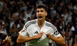 Real Madrid ngăn Barcelona đăng quang sớm La Liga 