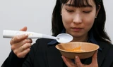 Chiếc thìa điện tập trung vào những người muốn cắt giảm lượng muối ăn