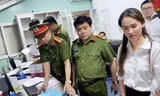 Cơ quan CSĐT Công an thành phố Biên Hòa khám xét một phòng khám có dấu hiệu làm giả giấy tờ, trục lợi bảo hiểm 