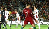 Ronaldo có thêm hai bàn để tự phá kỷ lục ghi bàn cho đội tuyển. Ảnh: Reuters.