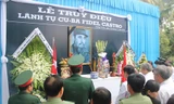Lãnh đạo Đảng, nhà nước thắp nén nhang trong lễ truy điệu lãnh tụ Cuba Fidel Castro.