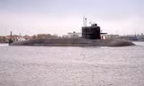 Tàu ngầm BS-64 "Moscow" khi rời cảng. Ảnh: Oleg Kuleshov.