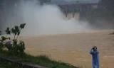 Kiểm tra đột xuất việc xả lũ thủy điện Hố Hô