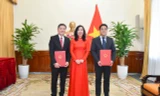 Bản tin 8H: Bộ Ngoại giao trao quyết định bổ nhiệm nhân sự