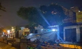 Bản tin 8H: Cô gái tử vong sau cú va chạm với tàu hỏa ở Hà Nội