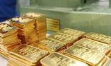 Giá vàng đồng loạt giảm. ảnh minh hoạ