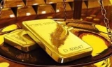 Giá vàng trong nước sang nay lại “chạm cháy”. Ảnh minh họa