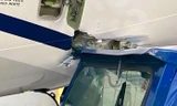 Xe lai dắt đâm thủng máy bay Boeing 737 vừa hạ cánh tại Mỹ