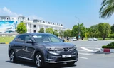 Lô 100 ô tô điện VinFast VF 8 xuất xưởng