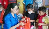 Nữ Phó Bí thư Đoàn trường Đại học tình nguyện lên đường nhập ngũ