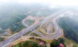 Cao tốc Nội Bài-Lào Cai với nút giao phố Lu.
