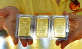 Giá vàng tiếp tục giảm mạnh 