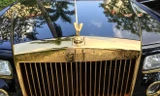 Rolls-Royce Phantom mạ vàng, gắn hình rồng nổi ở Hà Nội