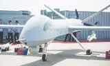  Máy bay không người lái Wing Loong của Trung Quốc trông giống mẫu máy bay không người lái MQ-9 Reaper của Mỹ. Ảnh: Wired