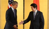 Tổng thống Mỹ Barack Obama và Thủ tướng Nhật Bản Shinzo Abe tại nhà khách Akasaka ở Tokyo hôm 24/4. Ảnh: Xinhua