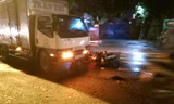 Phóng với tốc độ nhanh, thanh niên đâm đầu vào xe tải dẫn đến nguy kịch