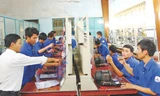 Dạy nghề cho lao động sát với nhu cầu thị trường đang là vấn đề lớn của ngành giáo dục và đào tạo Việt Nam. Ảnh: Như Ý