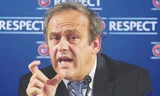 Chủ tịch UEFA Platini sẽ nhẹ tay với các đội vi phạm FFP?. Ảnh: Mirror 