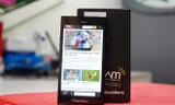 Mở hộp BlackBerry Z3 xách tay giá 5 triệu đầu tiên về VN