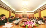 Đại biểu quân sự cấp cao 2 nước hội đàm. Ảnh: Infonet 