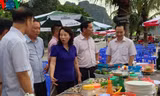 Phố ẩm thực bên bờ vịnh Hạ Long 