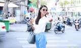 'Hoa khôi áo dài' Lan Khuê sành điệu xuống phố