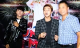 Sơn Tùng MTP sững sờ khi chạm mặt 'bản sao' ở Hà Nội