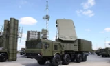 Hệ thống tên lửa đất đối không S-400 của Nga