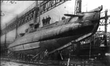 Tàu ngầm lớp Holland được đóng tại nhà máy Baltic năm 1910