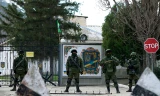 Ukraine cho phép quân đội ở Crimea nổ súng